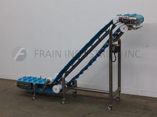 20" wide, Inclined cleated conveyor, Stainless steel, 1/2 HP motor drive - Image 5