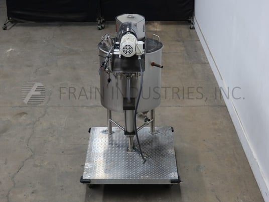 30 gallon Lee #30DMT, 316 Stainless Steel jacketed & insulated motion kettle, 40 psi, 23" dia. x 21" deep - Image 4