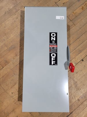 200 Amp. General Electric #TH4324R, Fusible Safety Disconnect Switch, 3-pole, 4-Wire, 60 HP, 240 VAC - Image 3