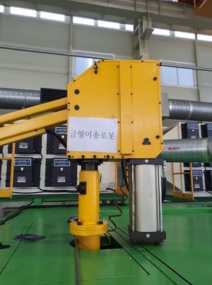 1.29" x 11.81" Hyodong #HBP-633L, 6-die parts former, 82 PPM, 132 KW - Image 6