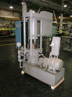 80 Ton, Elmes, 4-post. 12" diameter heated platens. Upacting bottom. New BARCOL controls. Older, but - Image 6