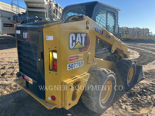 Cat 246D3, Skid Steer Loader, 265 hours, S/N: T9Z00565, 2023 - Image 3
