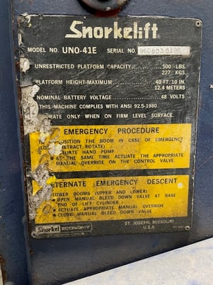 500 lb. Snorkelift #UNO-41E, Self-propelled elevating work platform, 40'-10" platform height, 1832 hours - Image 2