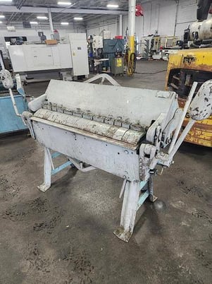 14 gauge x 4' Dries & Krump Chicago #31, finger brake, 12 sets - Image 1