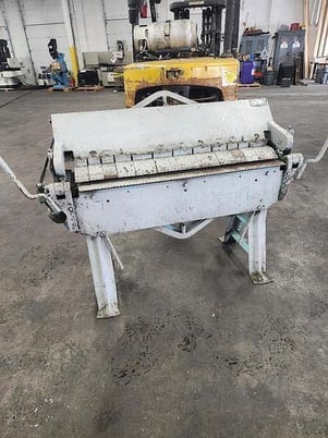 14 gauge x 4' Dries & Krump Chicago #31, finger brake, 12 sets - Image 2