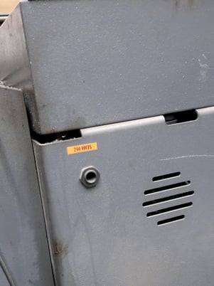 18" x 20" Hyd-Mech #V-18-Series-II, vertical bandsaw, 75-400 SFM, 19" wheel diameter, 38" table height, 2008 - Image 2