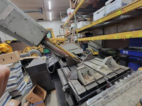 18" x 20" Hyd-Mech #V-18-Series-II, vertical bandsaw, 75-400 SFM, 19" wheel diameter, 38" table height, 2008 - Image 6