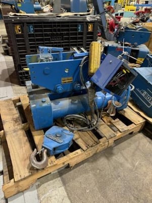 3 Ton, Shaw-Box #509812-4, Hoist, 16/5 FPM 2 Speed, 4 HP, manual trolley, S/N KO-70263, 509812-4 - Image 3