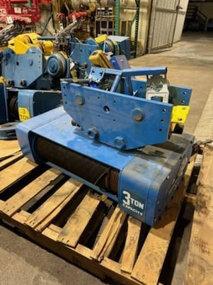 3 Ton, Shaw-Box #509812-4, Hoist, 16/5 FPM 2 Speed, 4 HP, manual trolley, S/N KO-70263, 509812-4 - Image 4