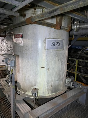 Stainless steel mixing tanks, multiple to choose from (10 available) - Image 1