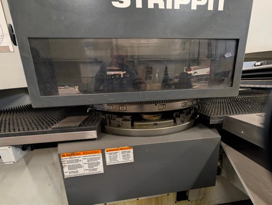 LVD #V20-1525, turret punch, 2011 - Image 7