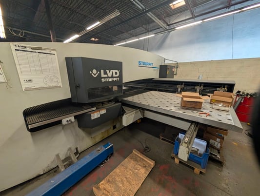 LVD #V20-1525, turret punch, 2011 - Image 9