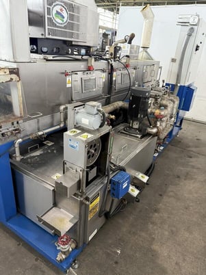 Fine Machine Kataoka belt type parts washer w/ oil skimmer, 18", 2016 - Image 4
