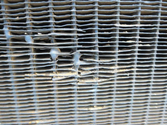 O & M #8-049, Radiator, flat fin, 1-2 stagger, 10 fins/in., 8 fan blades, 37" diameter - Image 4