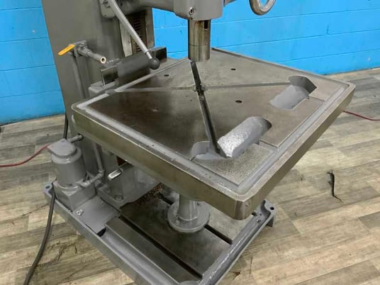 25" Cleereman #25C Box column single spindle drill press, 2-7/8" spindle diameter, #4MT, 5 HP - Image 3
