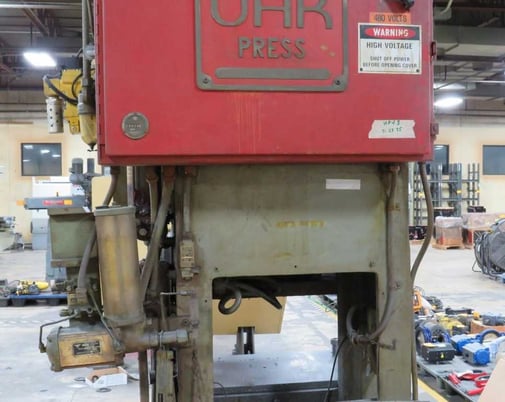 30 Ton, Oak #FP1-A, fin press, 1.5" stroke, 30" x 20" die area, 8.5"-10.5"Shut Height, 133-385 SPM, air - Image 5
