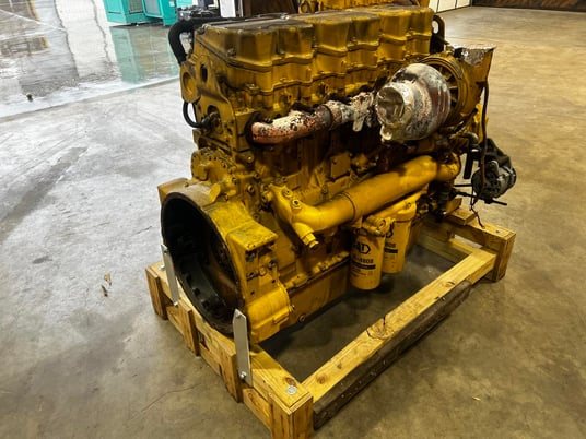 630 HP Caterpillar #C18, industrial engine, EPA Tier 3, sound attenuated enclosure 1, 2011 - Image 4