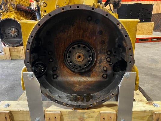 630 HP Caterpillar #C18, industrial engine, EPA Tier 3, sound attenuated enclosure 1, 2011 - Image 9