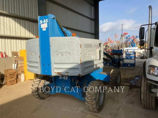 Genie Industries S45D G84, Articulated Boom Lift, 2336 hours, S/N: S4516H-22197, 2016 - Image 3