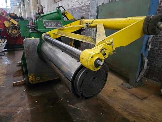 30000 lb. Ardcor, recoiler, 60" W capacity, left to right, 100 HP DC, 500V, 650/1950 RPM, hydraulic gripper - Image 2