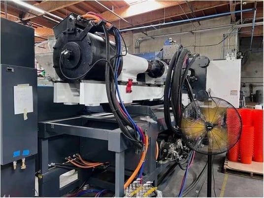 610 Ton, 105 oz., Milacron #Q-610, horizontal injection molding machine, 100mm screw, new in stock, 2023 - Image 7