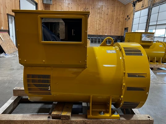 600 KW, Caterpillar #LC7224H, Generator Head, sound attenuated enclosure 1, 14" Flywheel, 3 phase, 6-wire - Image 5