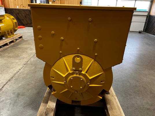 600 KW, Caterpillar #LC7224H, Generator Head, sound attenuated enclosure 1, 14" Flywheel, 3 phase, 6-wire - Image 8