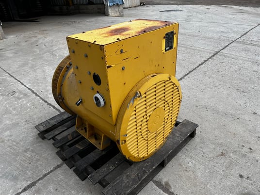 300 KW, 1800 RPM, Caterpillar #432PSL6402, Generator End, sound attenuated enclosure 1, 3 phase, 4-wire, 480 - Image 2