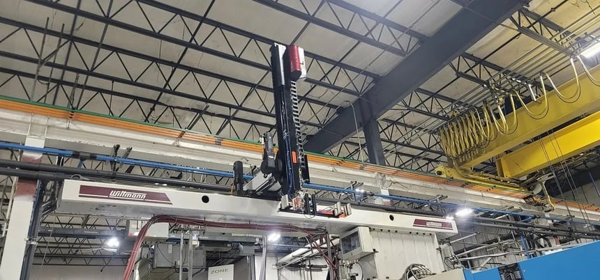 730 Ton, 25.4/12.6 oz., Krauss Maffei #KM650/2000/750CX/Z, 2 shot horizontal injection molding machine, 2013 - Image 7