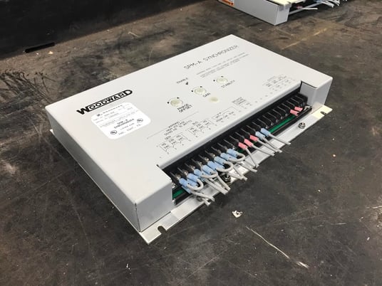 Woodward #9907-028, synchronizer, parallel / loadsharing capabilities - Image 2