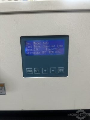 Charmilles #Form-20, Electrical Discharge Machine sinker, 11.8" x 15.7" table, 11.8" X, 9.8" Y, 9.8" Z, 32 - Image 5