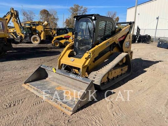 Cat 299D3 C3H3, Skid Steer Loader, 1117 hours, S/N: DY909423, 2023 - Image 1