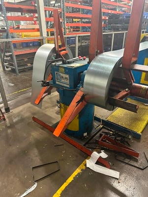 6000 lb. Dallas #DDCR-6000x18, double end uncoiler, 18" width, 60" outside dimensions, 16"-21" ID - Image 1