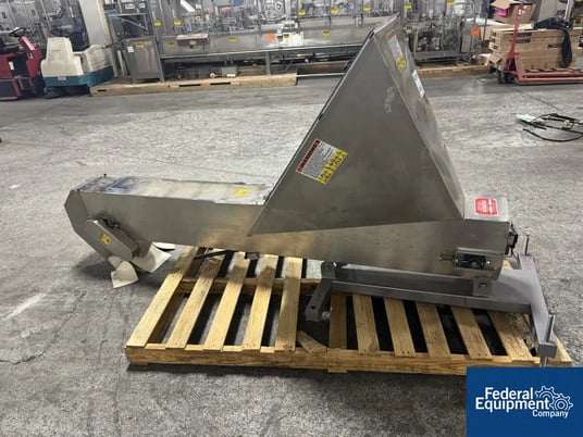 Kaps-All #FS-B, Capacity Elevator, Stainless Steel, cleated belt, 110 volts, with controls, mount point bent - Image 4