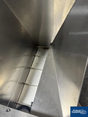 Kaps-All #FS-B, Capacity Elevator, Stainless Steel, cleated belt, 110 volts, with controls, mount point bent - Image 8