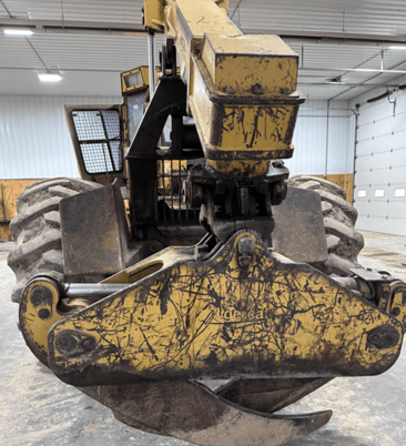 Tigercat #630B, skidder, motor exchanged a year ago, 80% tires, no leaks, winch, grapple, 2000 - Image 8