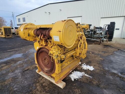 760 HP Caterpillar #3508-MUI, Industrial Engine, pump style governor, 1200 RPM, 2011 - Image 9