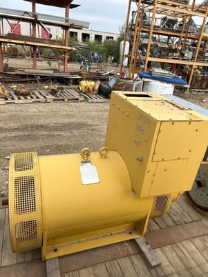 300 KW, 1800 RPM, Brown Boveri #527, Generator End, 3 phase, 375 kVA, 277/480 V - Image 1