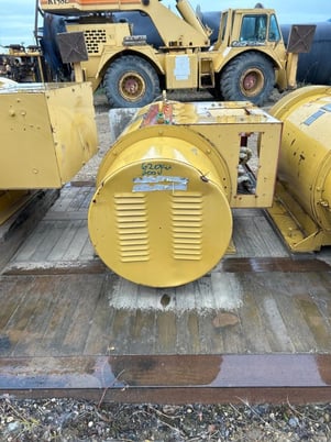 620 KW, 1800 RPM, Kato #A169590001, Generator End, 3 phase, 600 V - Image 4