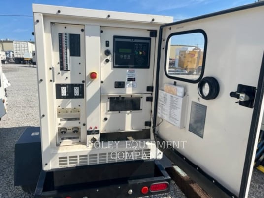 27 KW Caterpillar #XQ35KVA, diesel generator set, 277/480 Volts, 3-phase, 4030 hours, Tier 4F, 2020 - Image 3