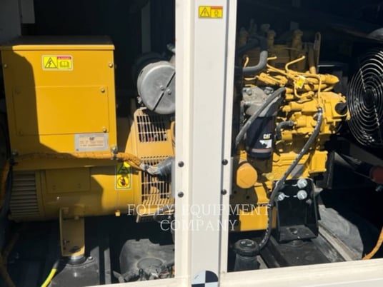 27 KW Caterpillar #XQ35KVA, diesel generator set, 277/480 Volts, 3-phase, 4030 hours, Tier 4F, 2020 - Image 5