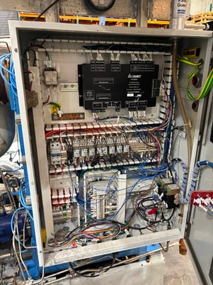 2100 cfm, 100 psig, Elliott #CP210M20, serial #E11026, AMI # 10342\ - Image 7