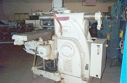 Kearney & Trecker #330TF, miller, complete, very nice, under power - Image 3