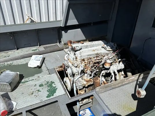 Workboat, single screw, Perkins Range 4 engine, steel hull, prop removed - Image 3