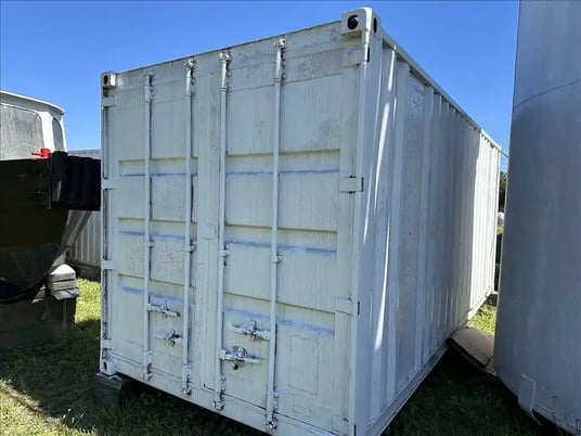 Decompression chamber in 20' container, Sat-Pak Saturation Diving #DP-450, 24" doors, 1975 - Image 3