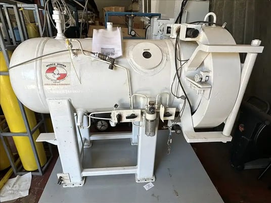 Hyperbaric Test Chamber, Dixie Manufacturing, 1850 psi, 24" inside diameter, 47.5" length, 2" view port - Image 6