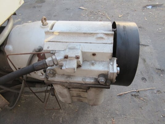 CompAir Hydrovane, rotary air compressor, 460 V Baldor motor - Image 9