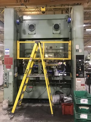 220 Ton, Aida #NCS-200(1), straight side double crank press, 5.5" stroke, 17.9" die height, 4.3" slide - Image 8