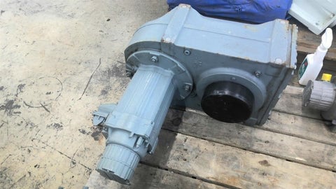 3000 RPM in, Sew #FH87BCM90S/BR/TF/RH1L/SB50, 13 RPM out, AC brake gear motor, 400 Volts - Image 4
