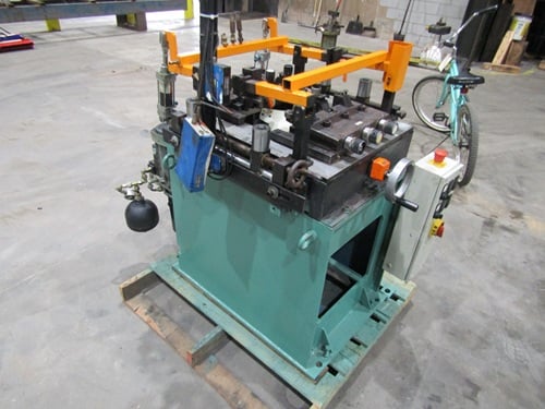 Julius #UNO-80, strip edging/deburring machine, 6 roll/tool positions - Image 4